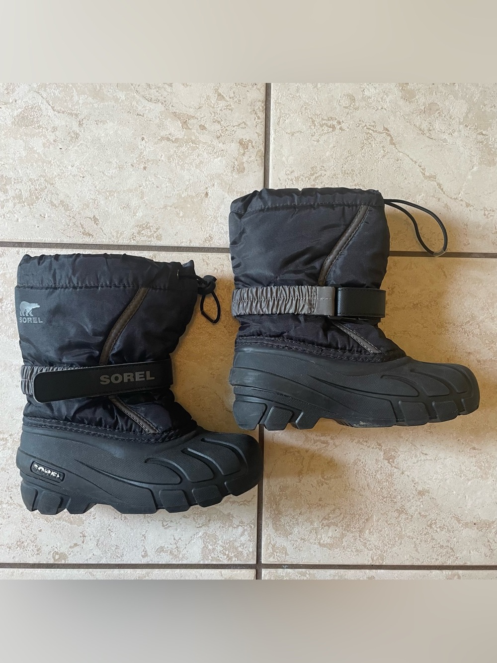 Sorel Kids Flurry Black/Gray Insulated Snow Boots